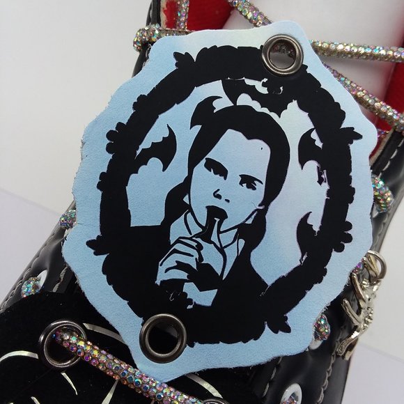 Wednesday Addams eyelet patch shoe charm - Picture 11 of 12